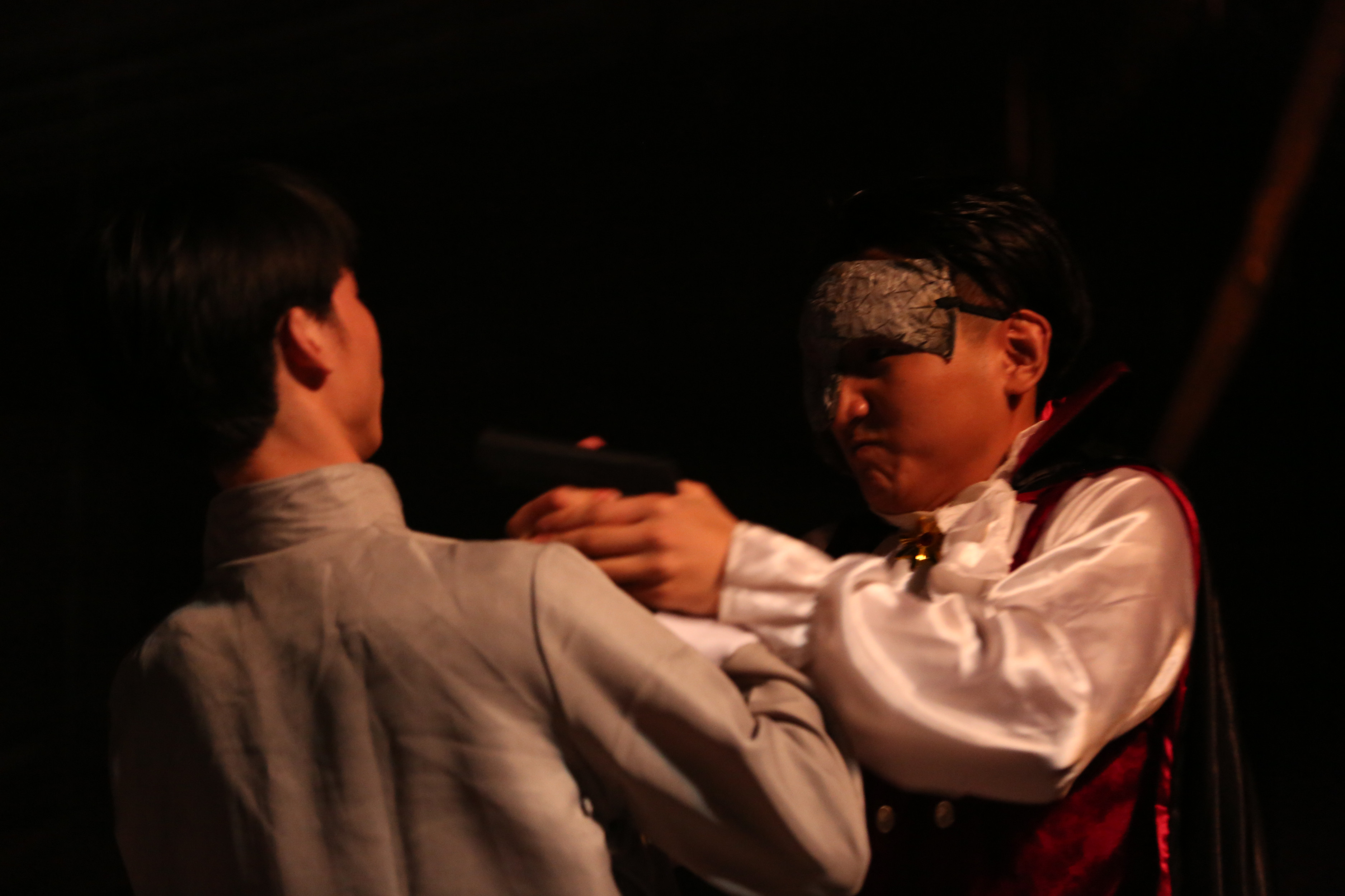 午夜废墟剧照的剧照