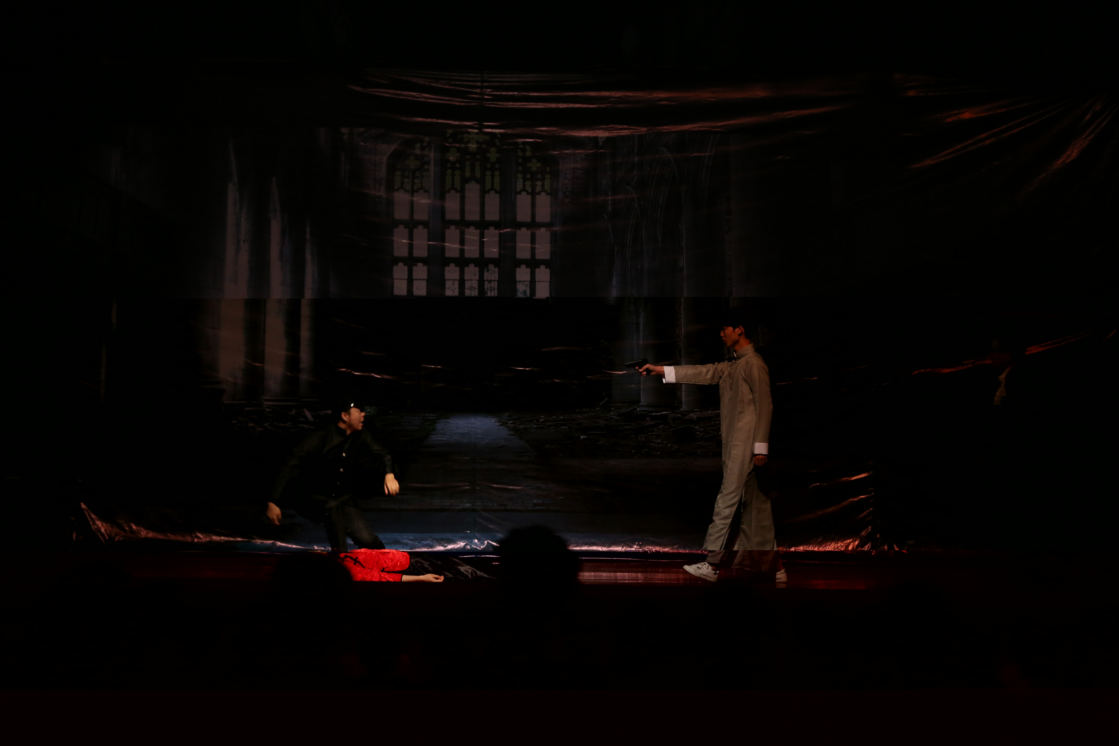 午夜废墟剧照的剧照