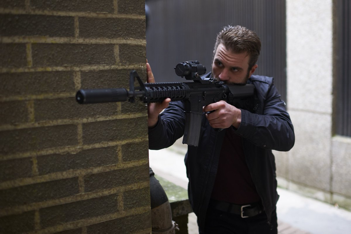 所有邪佞之人剧照的剧照