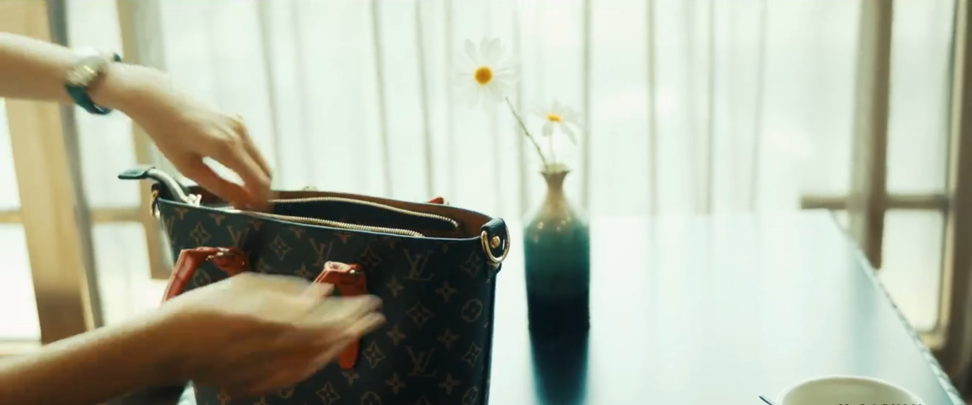 封口之谜剧照的剧照