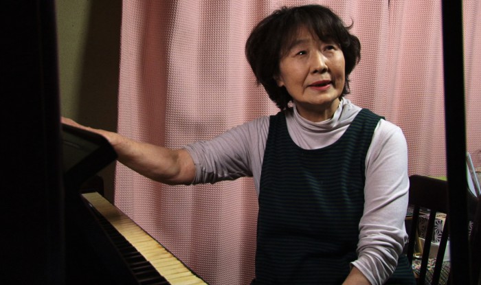 奈绪与家人的35年剧照的剧照