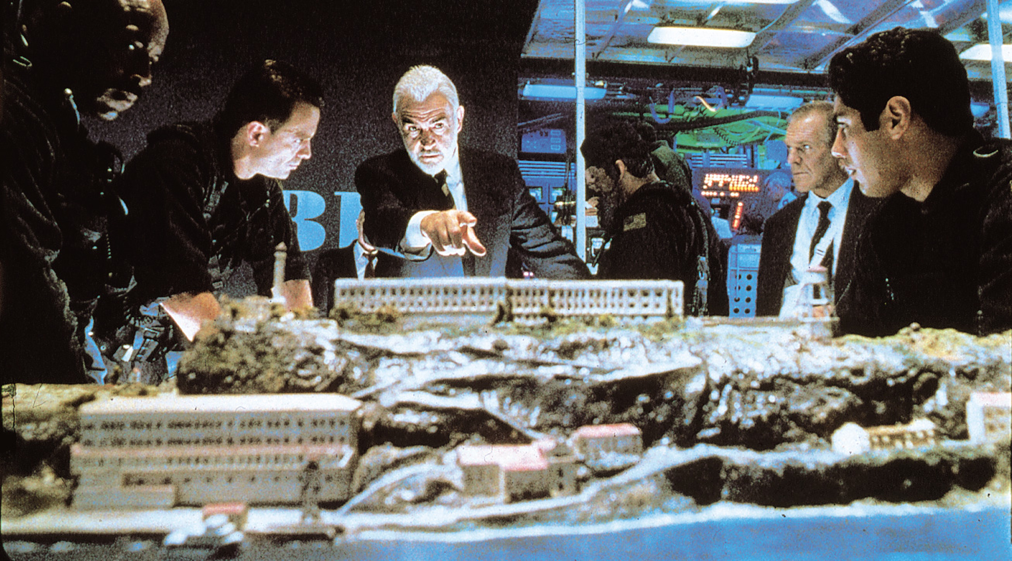 勇闯夺命岛剧照的剧照