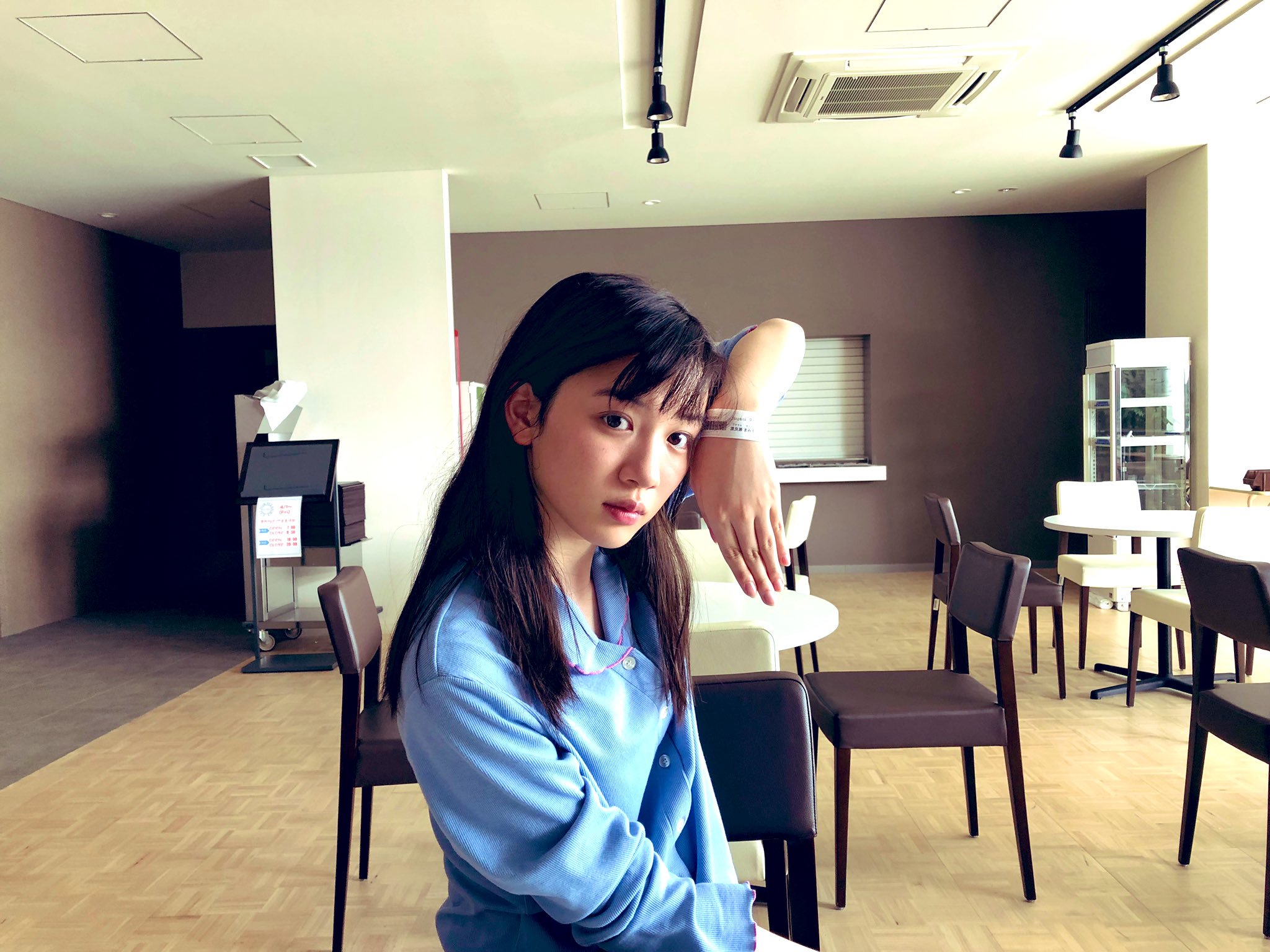 你在月夜里闪耀光辉剧照的剧照