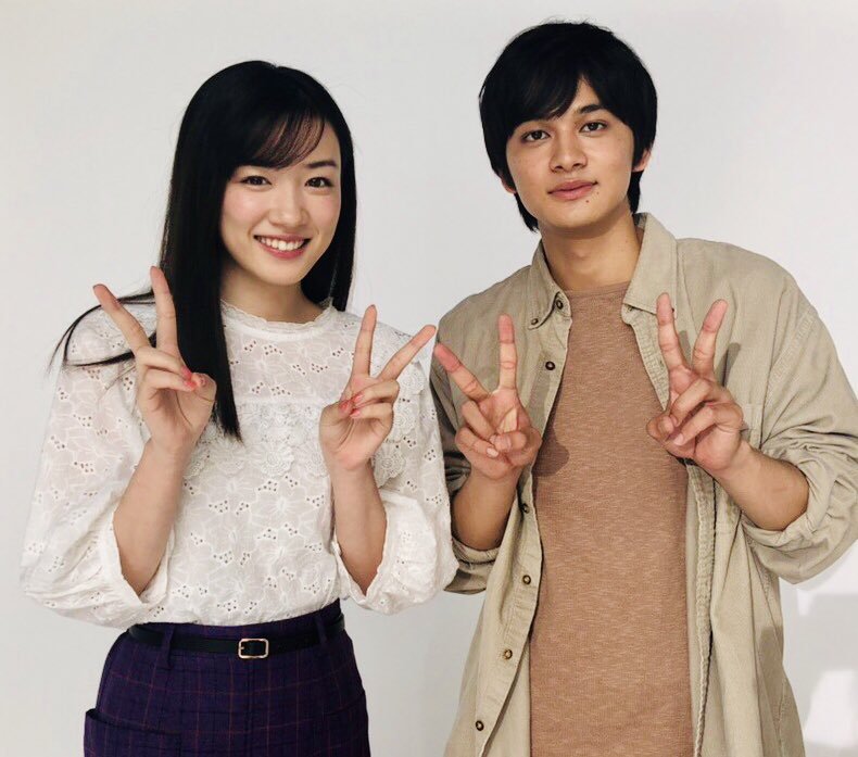 你在月夜里闪耀光辉剧照的剧照