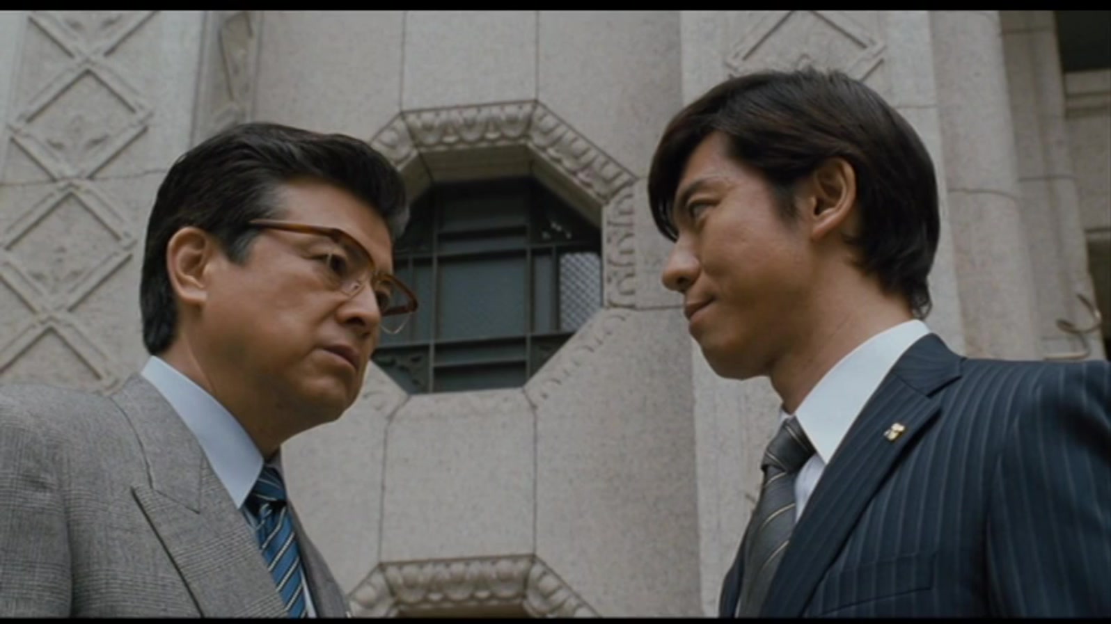 不沉的太阳剧照的剧照