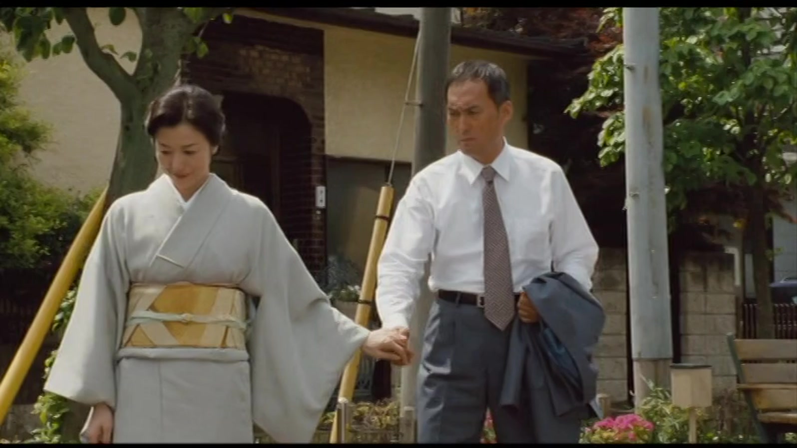 不沉的太阳剧照的剧照