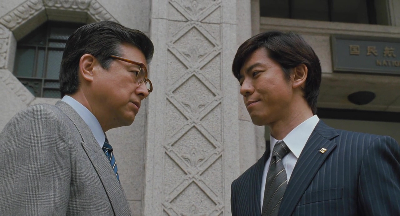 不沉的太阳剧照的剧照