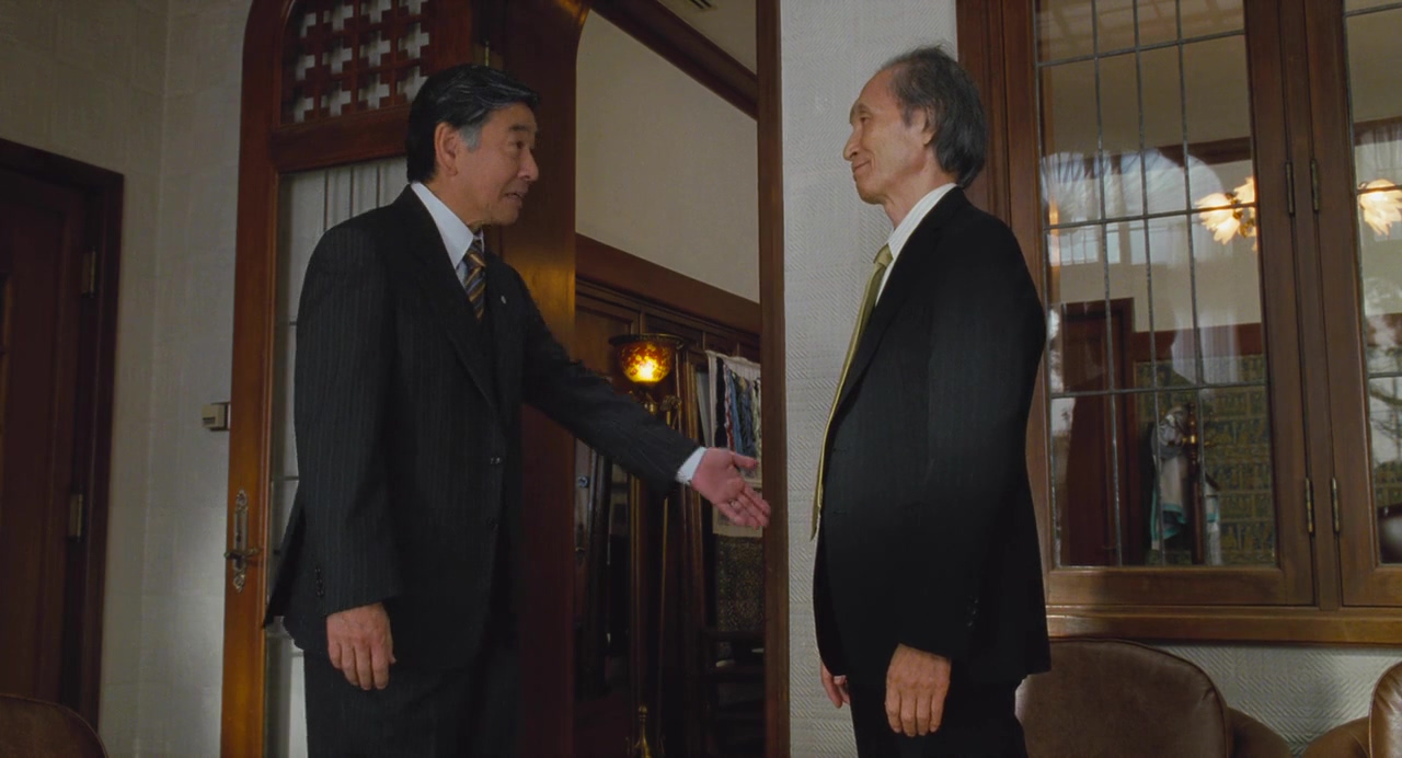 不沉的太阳剧照的剧照