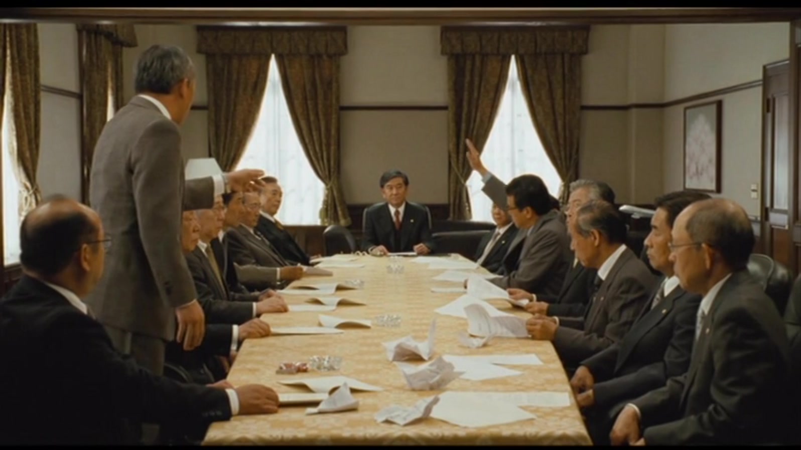 不沉的太阳剧照的剧照