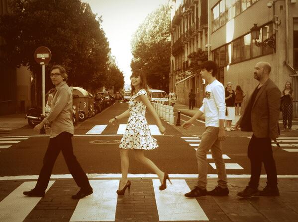 闭上眼睛活着很容易剧照的剧照