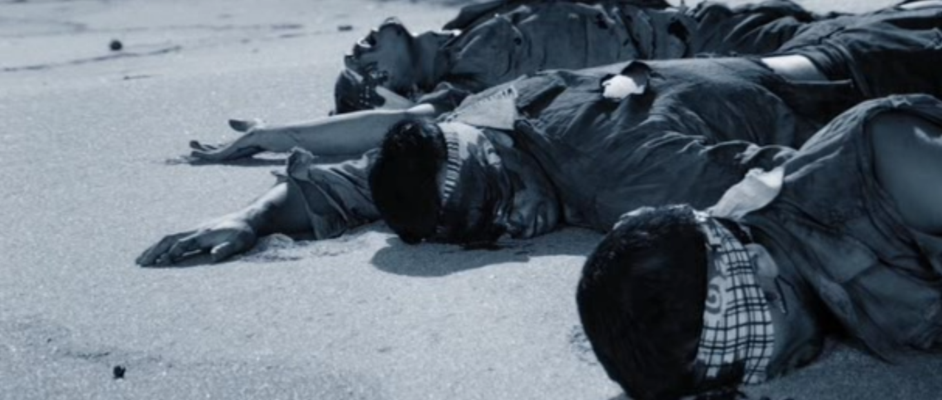 飘舞的军旗下剧照的剧照