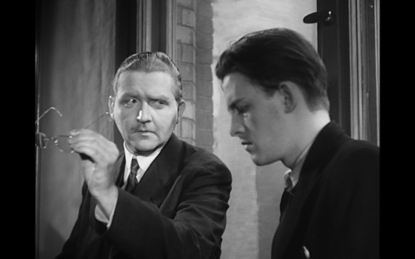 折磨剧照的剧照