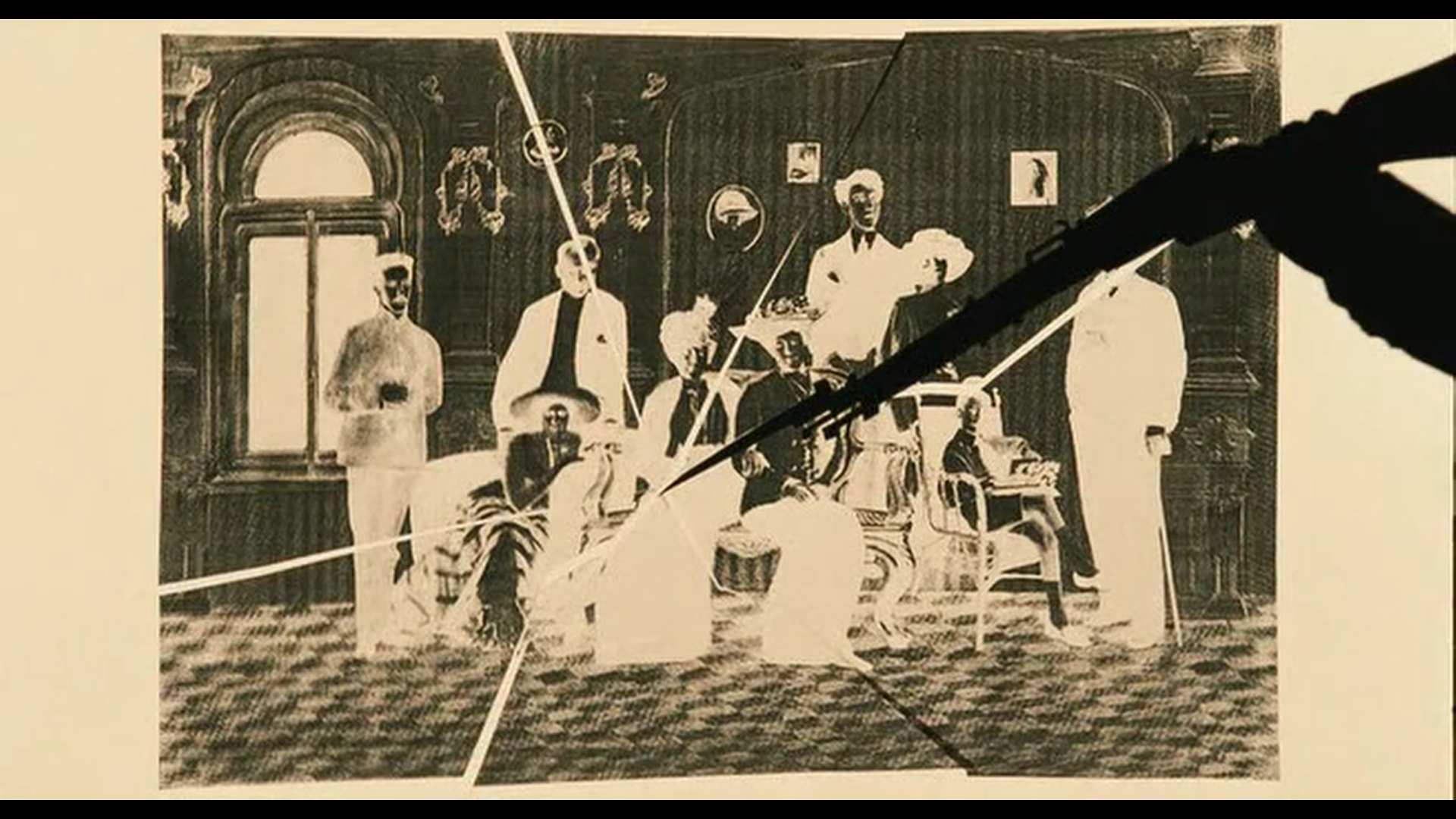 一个半房间，或回到祖国的感伤旅行剧照的剧照