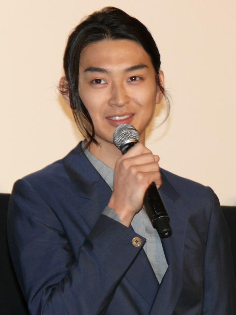 高校痞子田中剧照的剧照