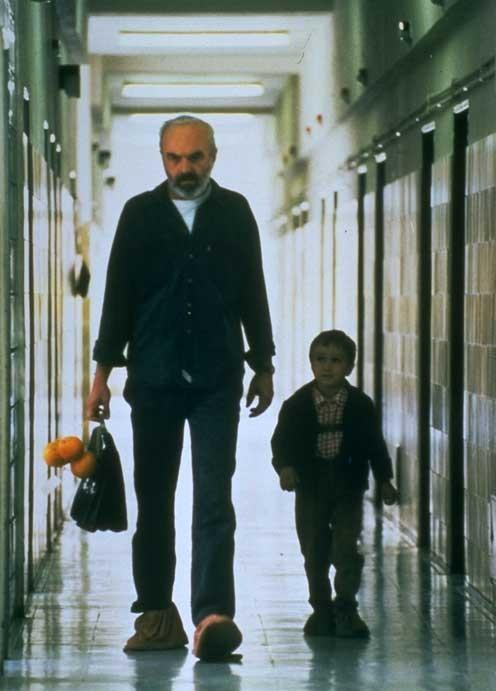 给我一个爸剧照的剧照