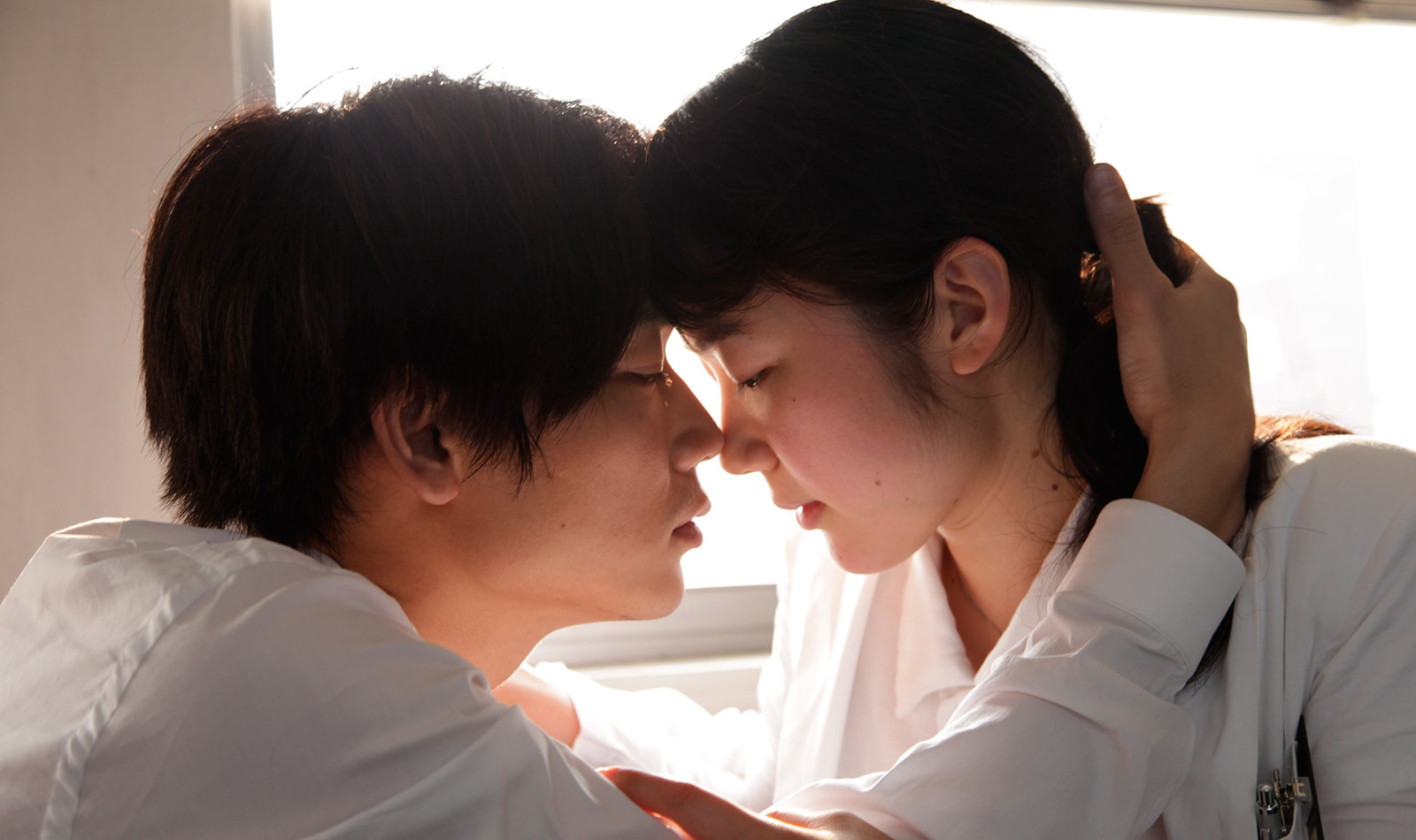 沙尼达尔之花剧照的剧照