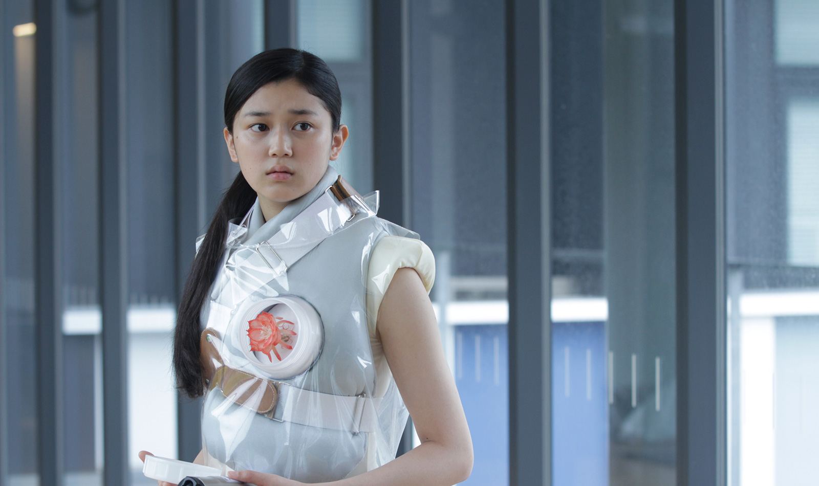 沙尼达尔之花剧照的剧照