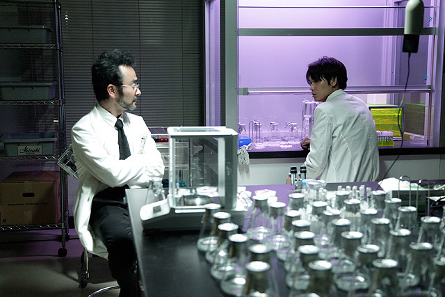 沙尼达尔之花剧照的剧照