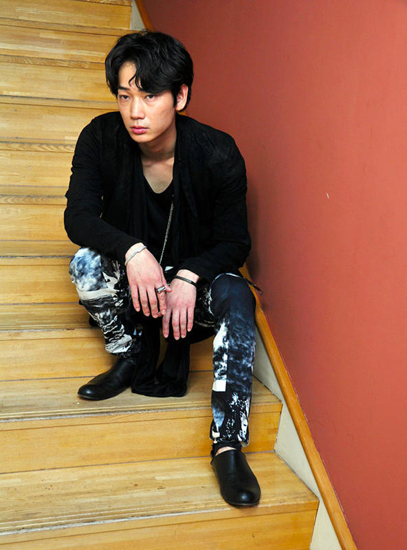 沙尼达尔之花剧照的剧照