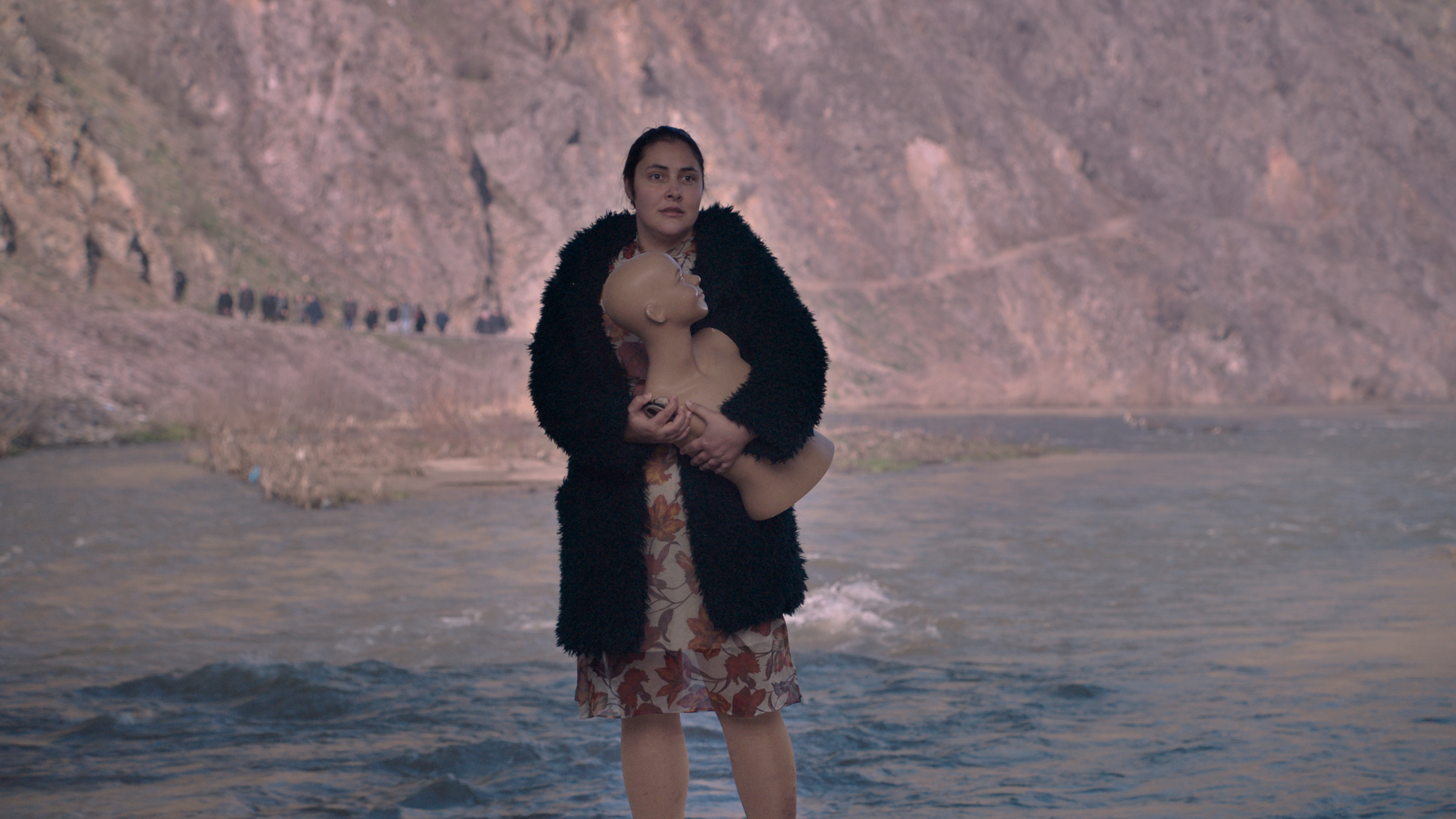 上帝存在，她叫佩特鲁尼娅剧照的剧照