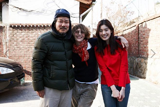 不是任何人女儿的海媛剧照的剧照