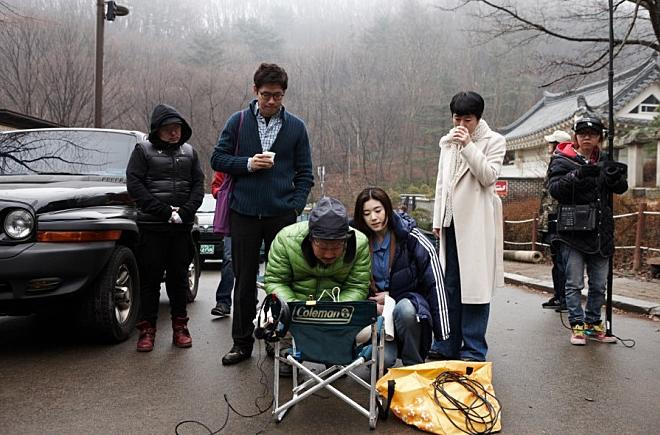 不是任何人女儿的海媛剧照的剧照