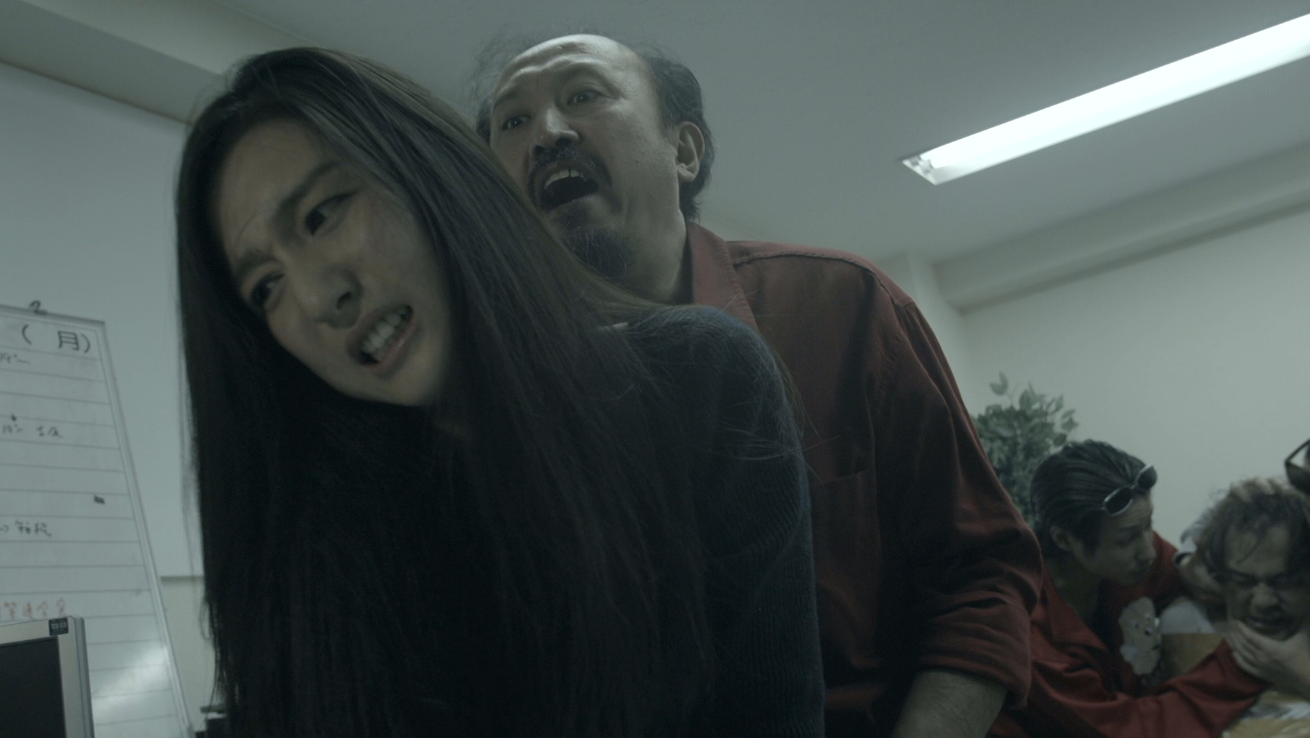 女闇金 -千鶴- 金にまみれたSEX地獄剧照的剧照