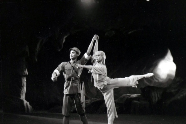 白毛女剧照的剧照