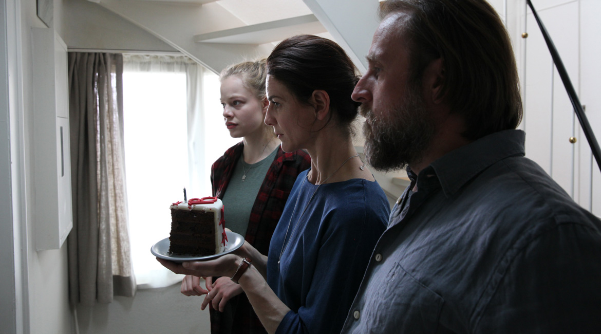 一千种方式形容雨剧照的剧照