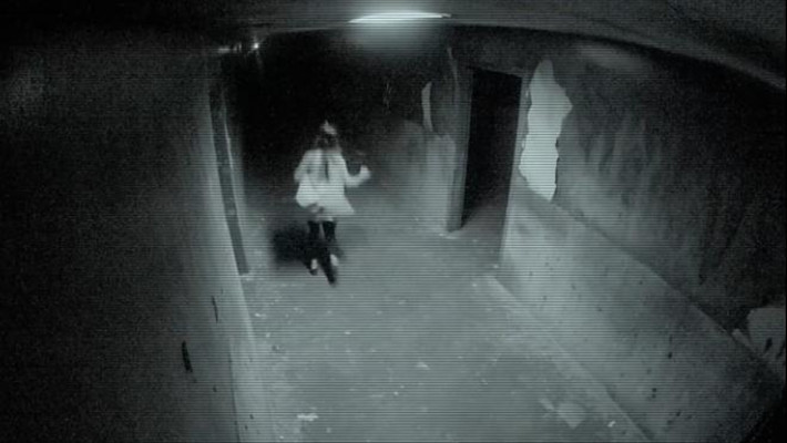 巢穴剧照的剧照