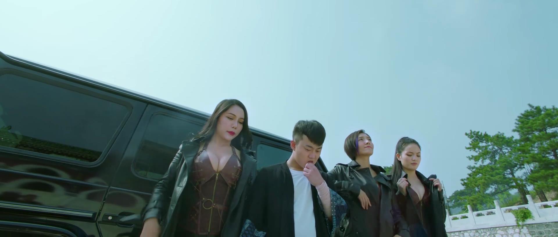 绝色保镖之洪门天赐剧照的剧照