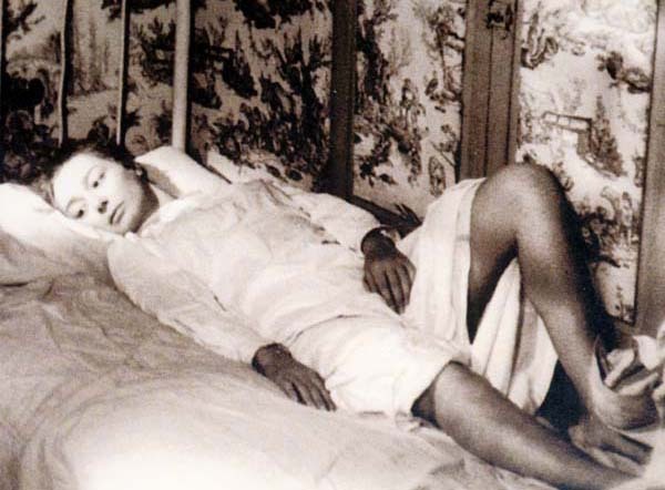 广岛之恋剧照的剧照