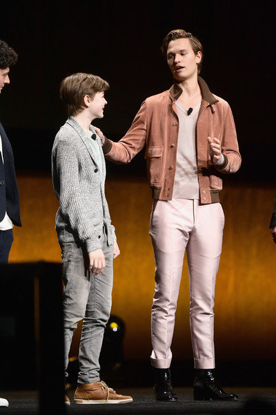 金翅雀剧照的剧照