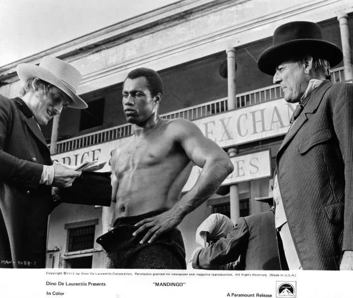 曼丁哥剧照的剧照