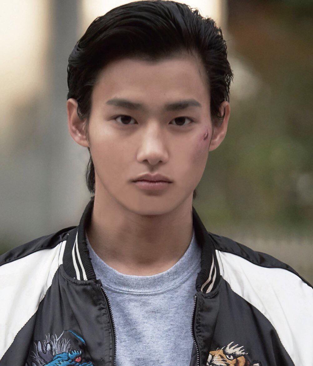 纯平，再想想剧照的剧照