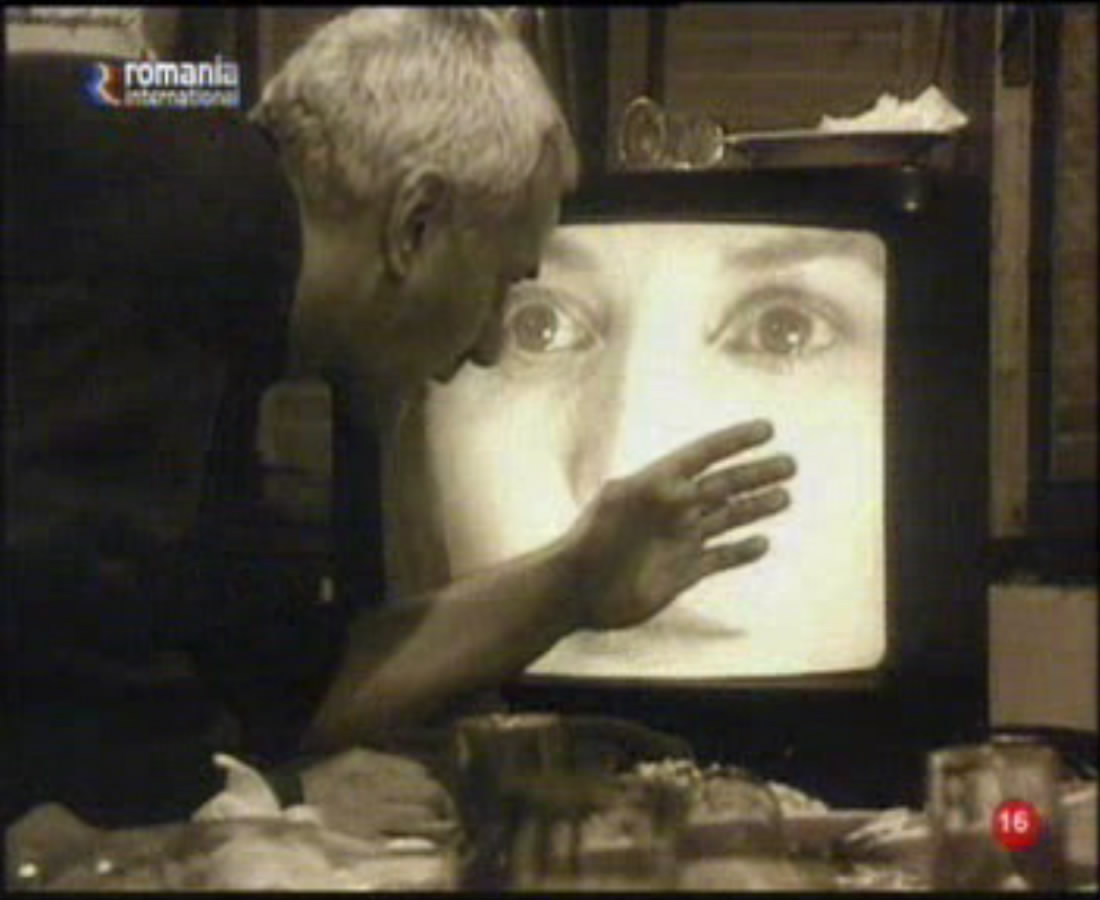 每天上帝都会亲吻我们的嘴唇剧照的剧照