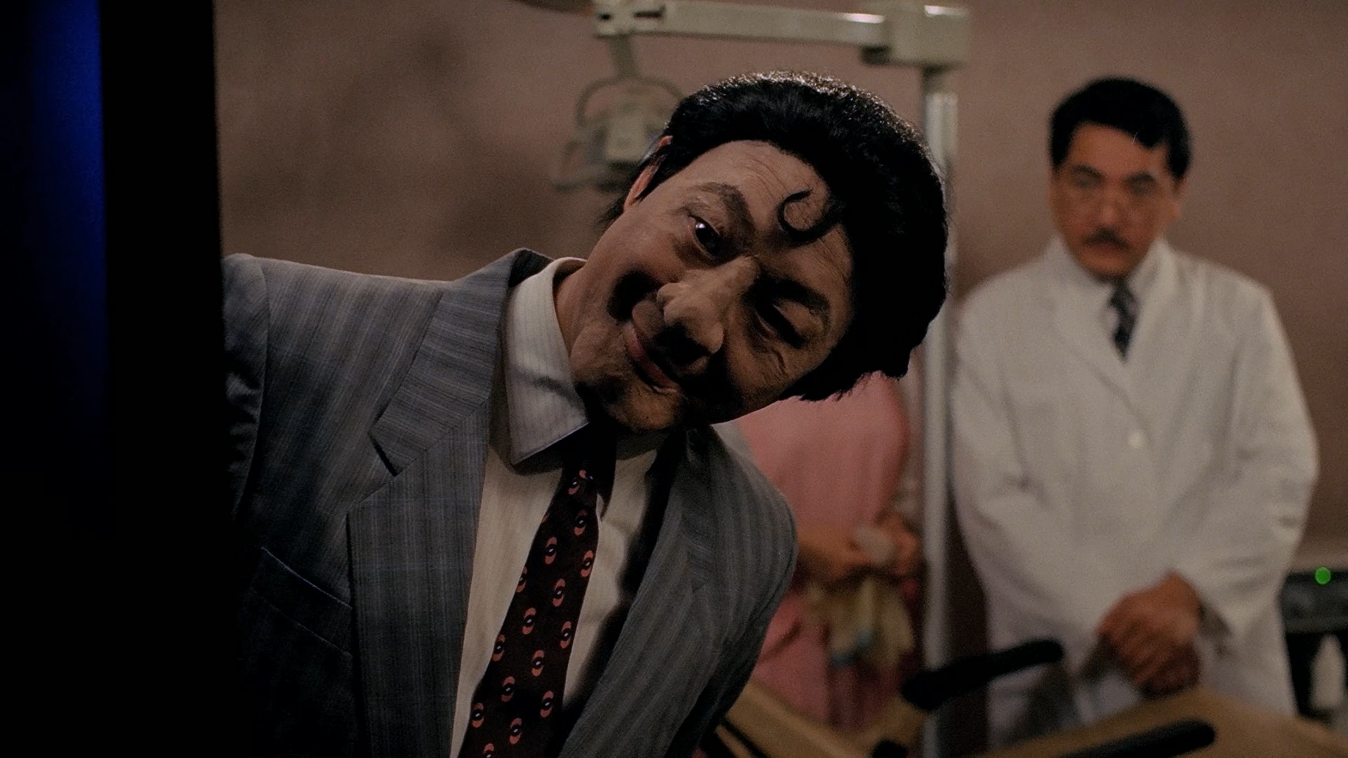 新半斤八两剧照的剧照