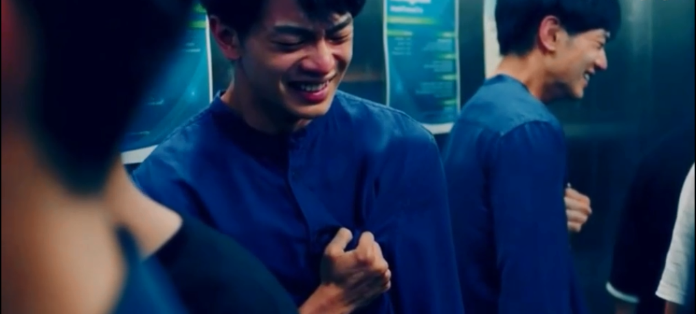 深蓝与月光剧照的剧照