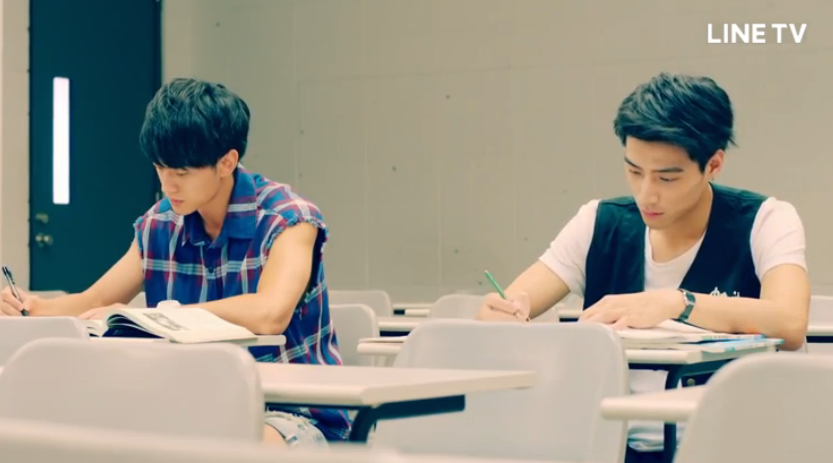 深蓝与月光剧照的剧照