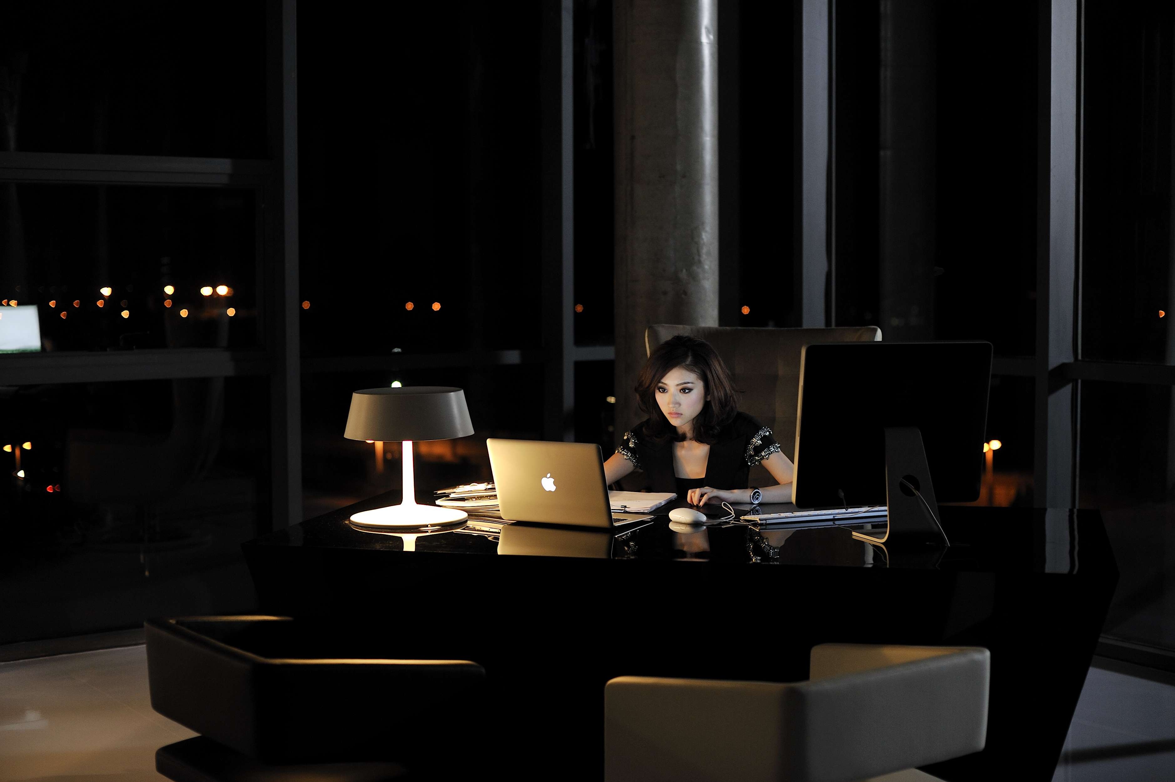 我的美女老板剧照的剧照