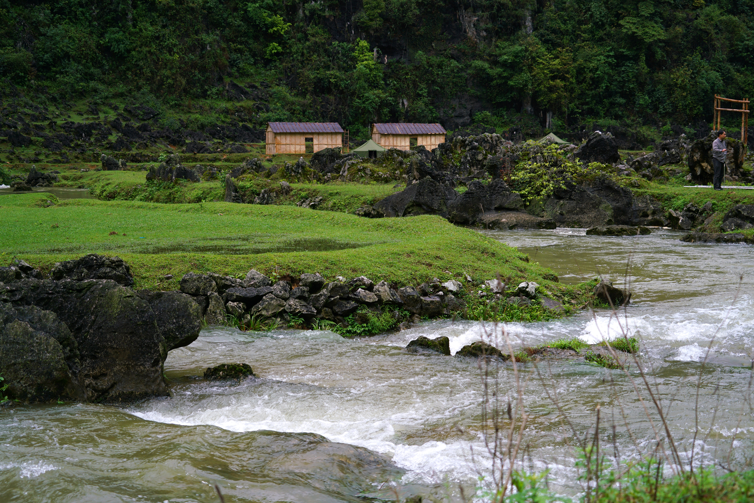 又是一年三月三剧照的剧照