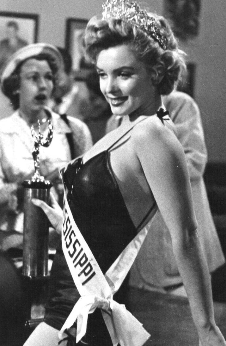 未婚伉俪剧照的剧照