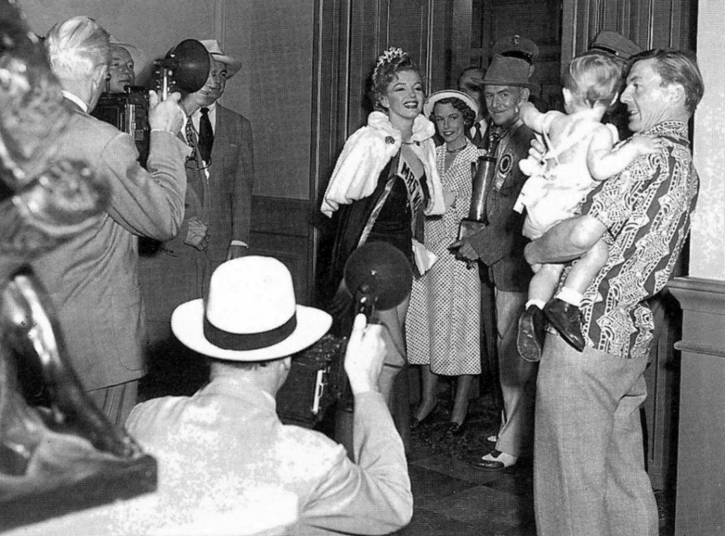 未婚伉俪剧照的剧照