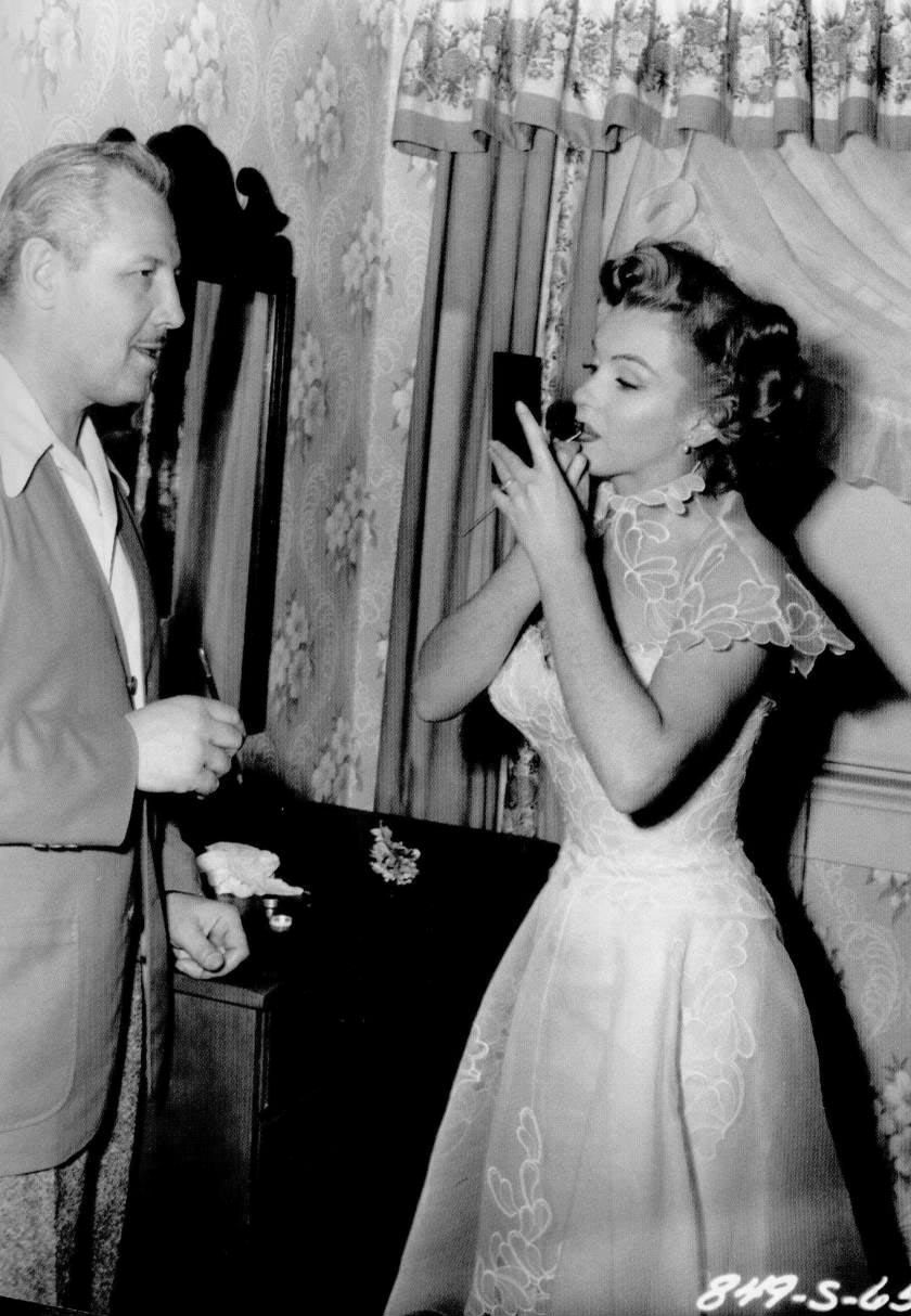 未婚伉俪剧照的剧照