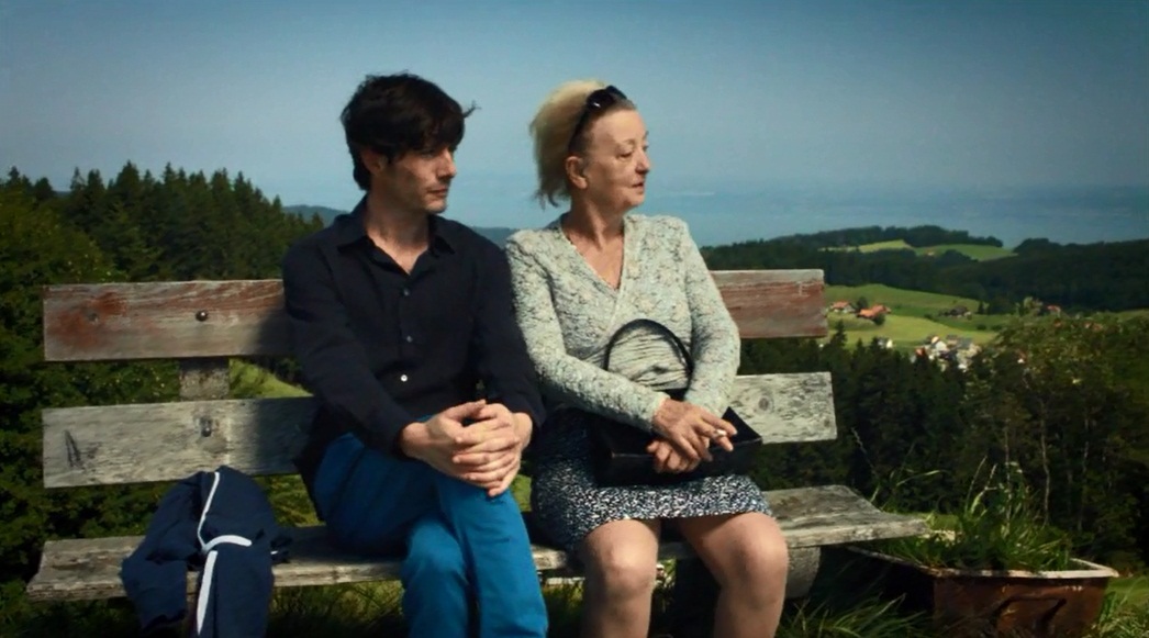 男人，爱人和母亲剧照的剧照