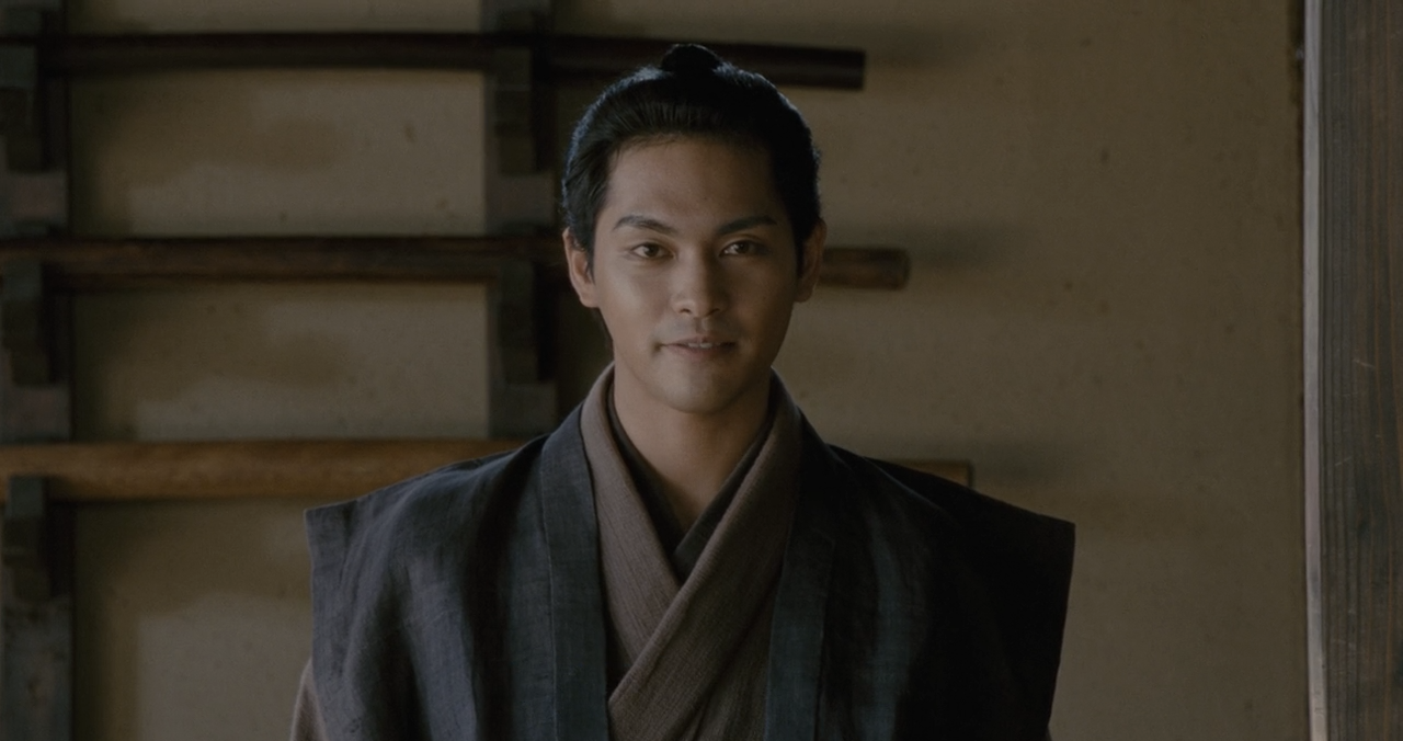 山茶花飘零剧照的剧照