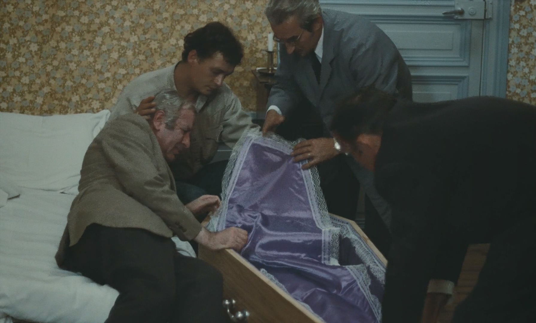 张口结舌剧照的剧照