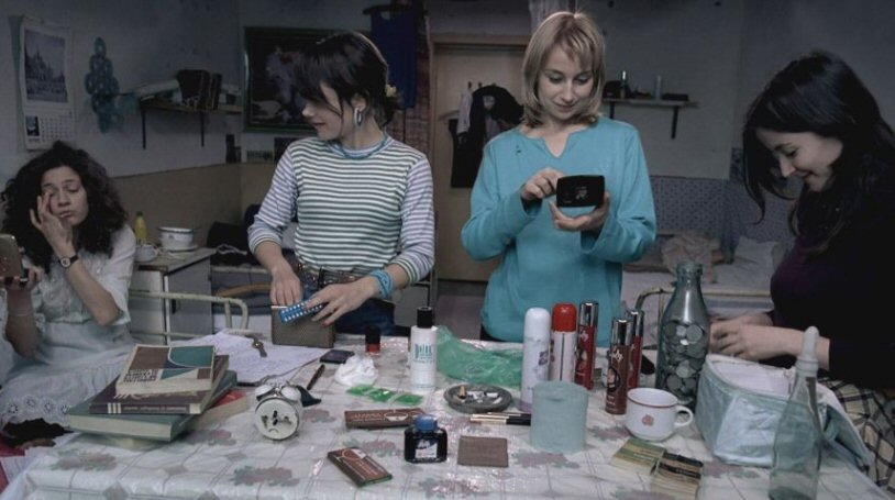 四月三周两天剧照的剧照