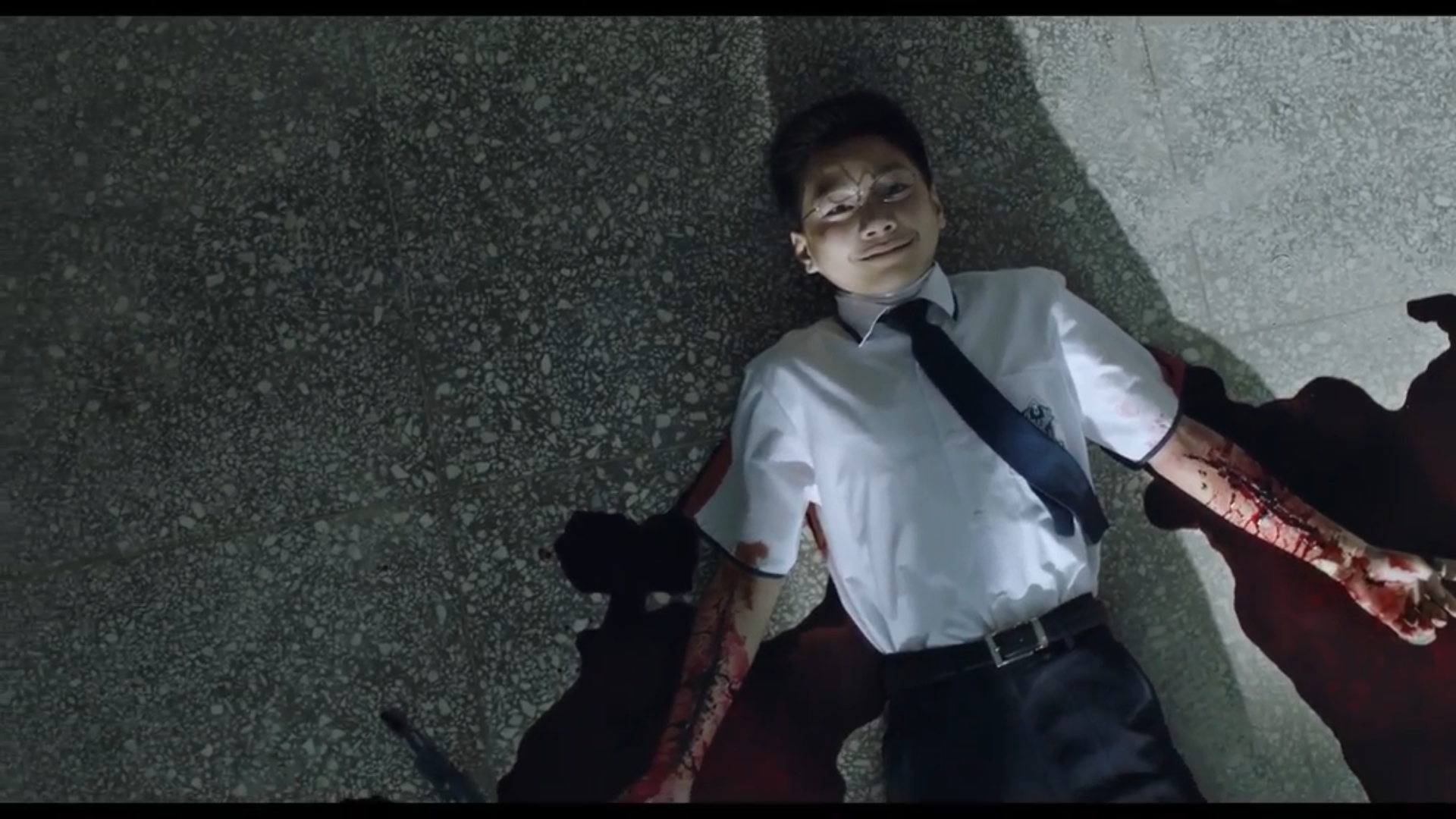 蓝色项圈剧照的剧照