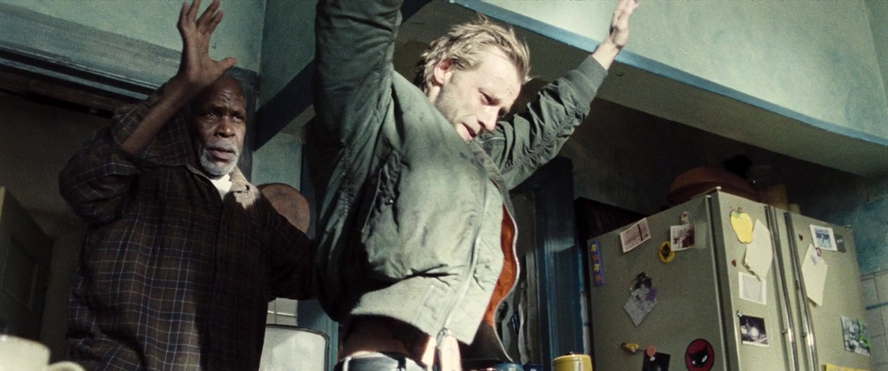 至高侵袭剧照的剧照